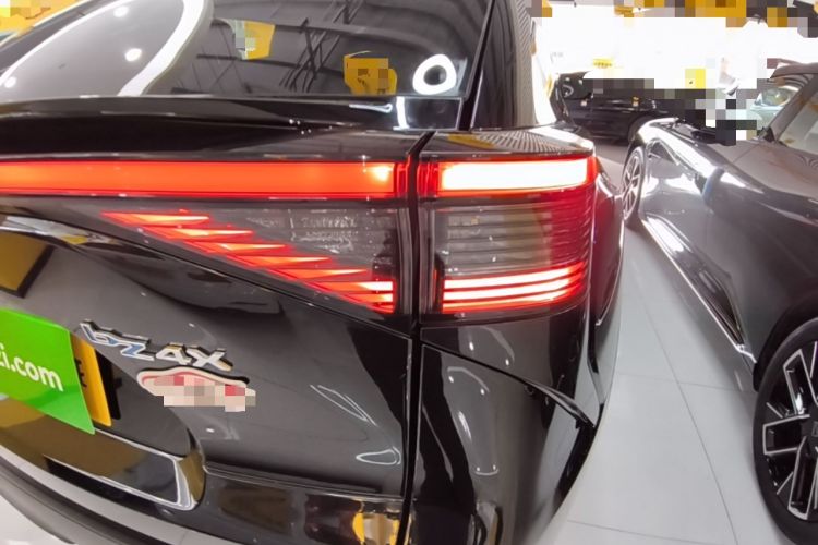 Used Toyota FAW bZ4X 2022 Two-Wheel-Drive Elite JOY Edition Right Rear Taillight