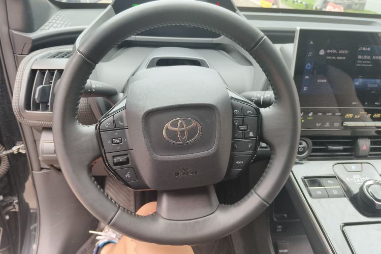 Used Toyota FAW bZ4X 2022 Four-Wheel-Drive High-Performance PRO Edition Steering Wheel
