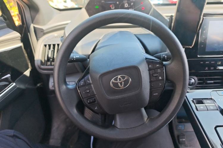 Used Toyota FAW bZ4X 2022 Two-Wheel-Drive Elite JOY Edition Steering Wheel