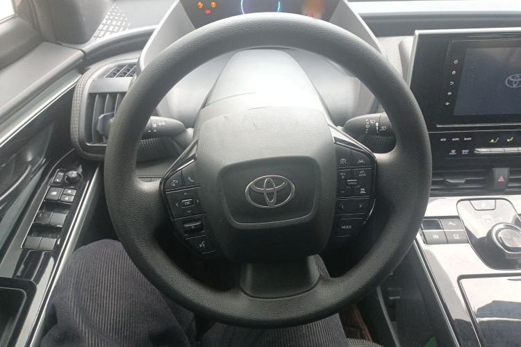 Used Toyota FAW bZ4X 2022 Two-Wheel-Drive Elite JOY Edition Steering Wheel