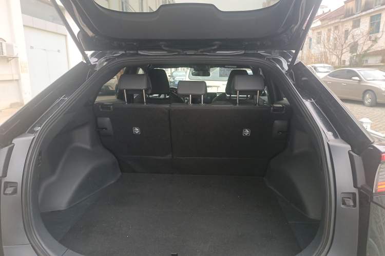 Used Toyota FAW bZ4X 2022 Two-Wheel-Drive Elite JOY Edition Trunk