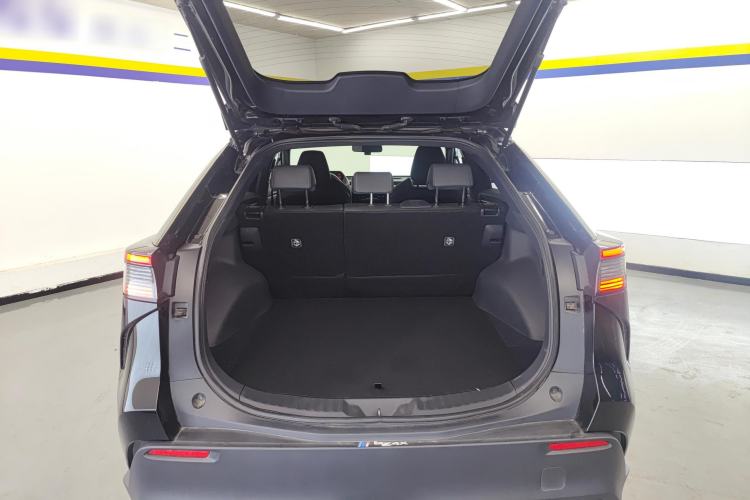 Used Toyota FAW bZ4X 2022 Two-Wheel-Drive Elite JOY Edition Trunk