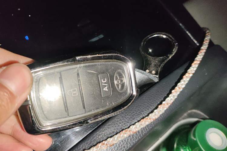 Used Toyota FAW bZ4X 2022 Two-Wheel Drive Long-Range PRO Version Vehicle Key