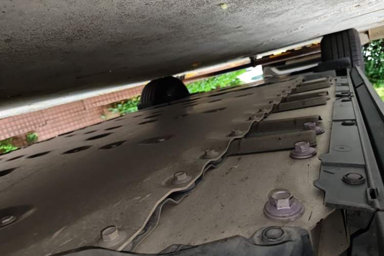 Used Toyota FAW bZ4X 2022 Two-Wheel Drive Long-Range PRO Version Chassis Front Right