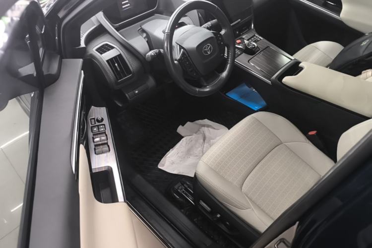 Used Toyota FAW bZ4X 2022 Four-Wheel-Drive High-Performance PRO Edition Driver Seat