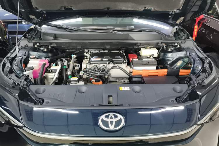Used Toyota FAW bZ4X 2022 Four-Wheel-Drive High-Performance PRO Edition Engine Bay