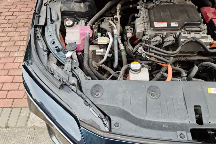 Used Toyota FAW bZ4X 2022 Two-Wheel Drive Long-Range PRO Version Engine Bay Right