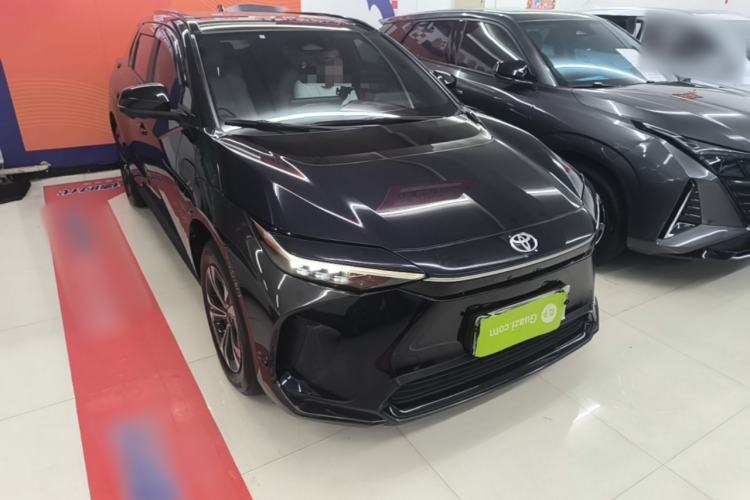 Used Toyota FAW bZ4X 2022 Four-Wheel-Drive High-Performance PRO Edition Front Right 45 Deg