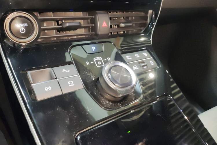 Used Toyota FAW bZ4X 2022 Four-Wheel-Drive High-Performance PRO Edition Gear Lever
