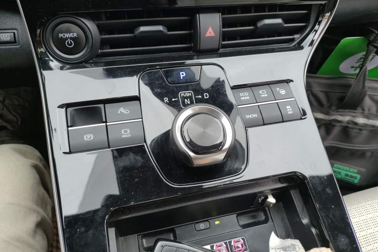 Used Toyota FAW bZ4X 2022 Two-Wheel Drive Long-Range PRO Version Gear Lever