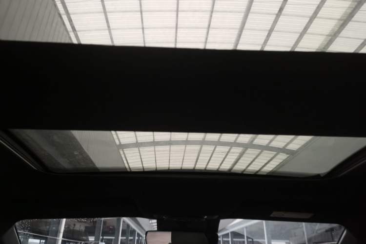 Used Toyota FAW bZ4X 2022 Four-Wheel-Drive High-Performance PRO Edition Headliner