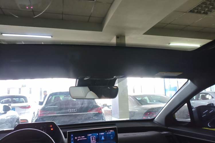Used Toyota FAW bZ4X 2022 Four-Wheel-Drive High-Performance PRO Edition Headliner