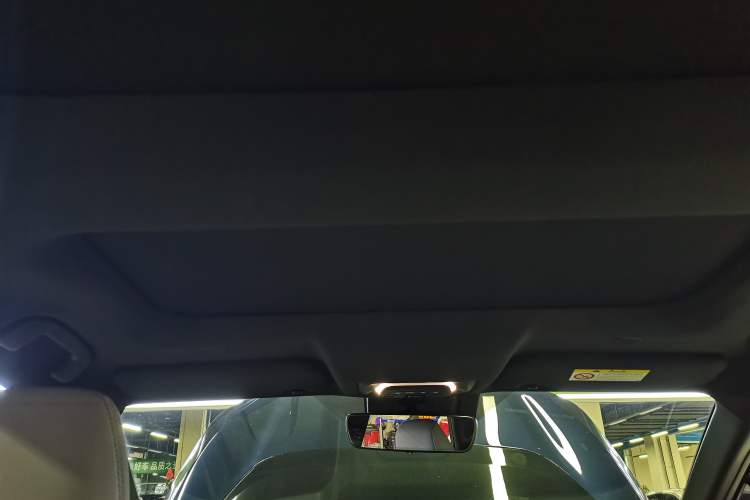 Used Toyota FAW bZ4X 2022 Four-Wheel-Drive High-Performance PRO Edition Headliner