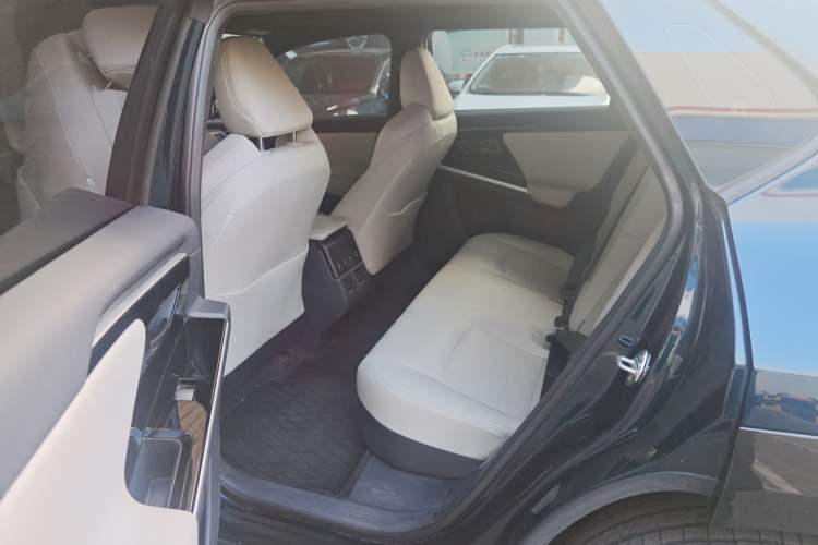 Used Toyota FAW bZ4X 2022 Four-Wheel-Drive High-Performance PRO Edition Interior 1