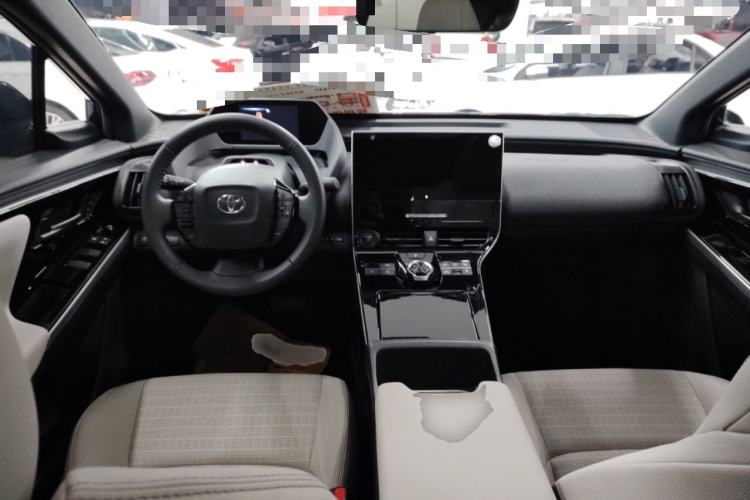 Used Toyota FAW bZ4X 2022 Four-Wheel-Drive High-Performance PRO Edition Interior 2