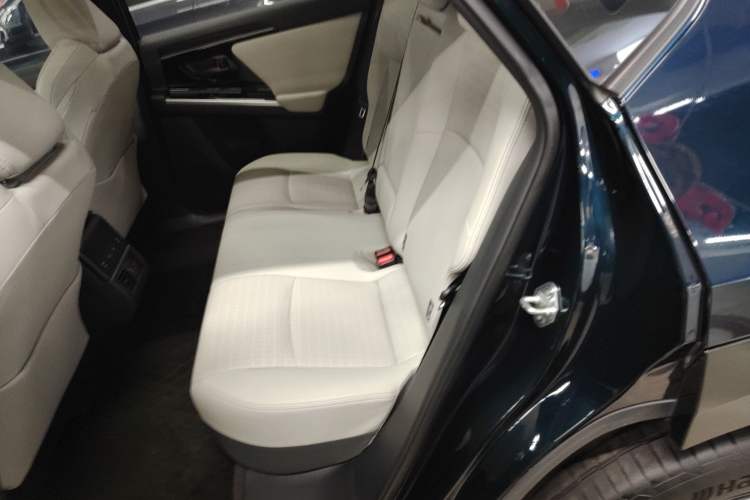 Used Toyota FAW bZ4X 2022 Four-Wheel-Drive High-Performance PRO Edition Interior 4