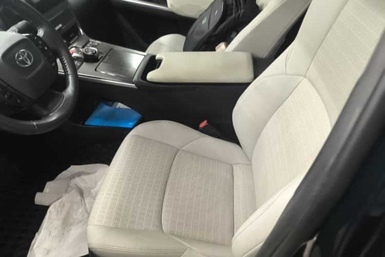 Used Toyota FAW bZ4X 2022 Four-Wheel-Drive High-Performance PRO Edition Left Front Seat