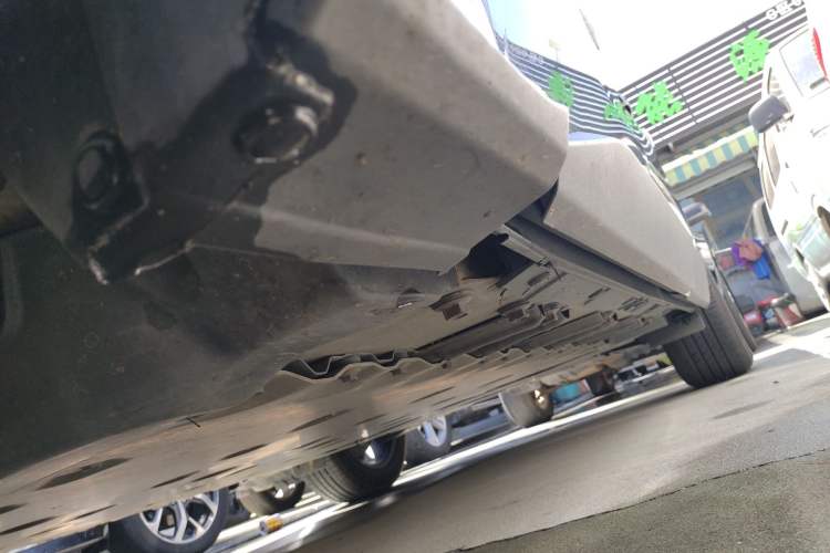Used Toyota FAW bZ4X 2022 Two-Wheel Drive Long-Range PRO Version Left Side Sill