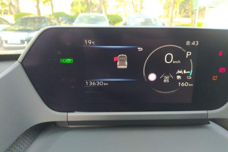 Used Toyota FAW bZ4X 2022 Two-Wheel-Drive Long-Range JOY Edition Odometer Close Up