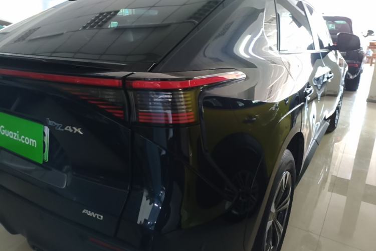 Used Toyota FAW bZ4X 2022 Four-Wheel-Drive High-Performance PRO Edition Right Rear Taillight