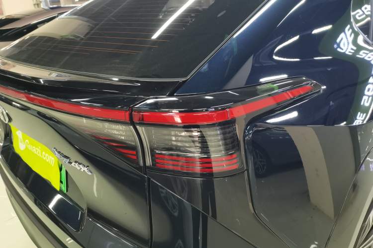 Used Toyota FAW bZ4X 2022 Four-Wheel-Drive High-Performance PRO Edition Right Rear Taillight