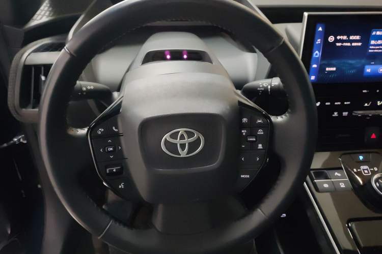 Used Toyota FAW bZ4X 2022 Four-Wheel-Drive High-Performance PRO Edition Steering Wheel