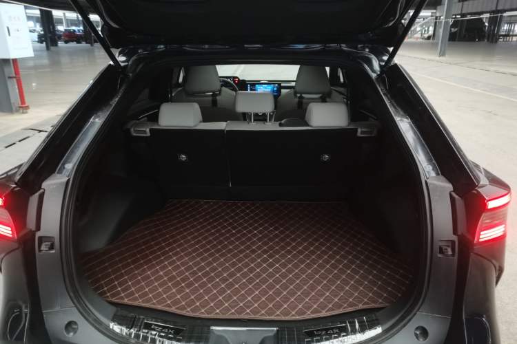 Used Toyota FAW bZ4X 2022 Four-Wheel-Drive High-Performance PRO Edition Trunk