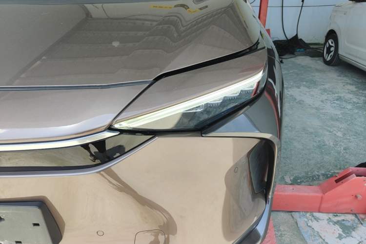 Used Toyota FAW bZ4X 2022 Two-Wheel Drive Long-Range PRO Version Left Front Headlight