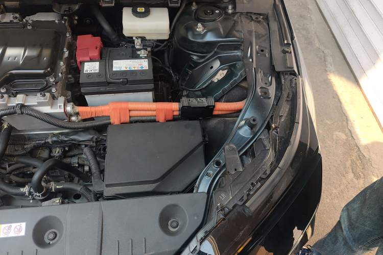 Used Toyota FAW bZ4X 2022 Four-Wheel-Drive High-Performance PRO Edition Engine Bay Left