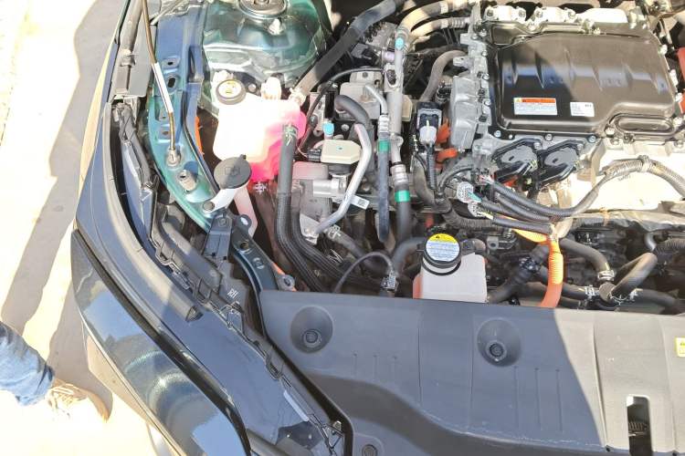 Used Toyota FAW bZ4X 2022 Four-Wheel-Drive High-Performance PRO Edition Engine Bay Right