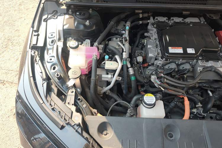 Used Toyota FAW bZ4X 2022 Four-Wheel-Drive High-Performance PRO Edition Engine Bay Right