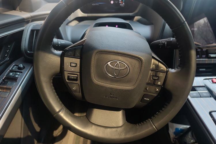 Used Toyota FAW bZ4X 2022 Four-Wheel-Drive High-Performance PRO Edition Steering Wheel
