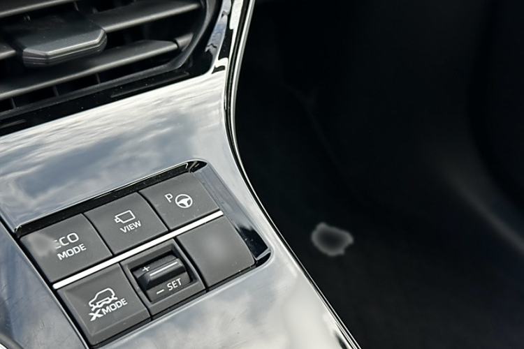 Used Toyota FAW bZ4X 2022 Four-Wheel-Drive High-Performance PRO Edition Audio And AC Panel