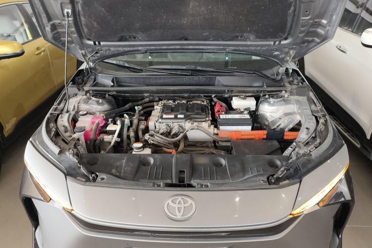 Used Toyota FAW bZ4X 2022 Four-Wheel-Drive High-Performance Premium Edition Engine Bay