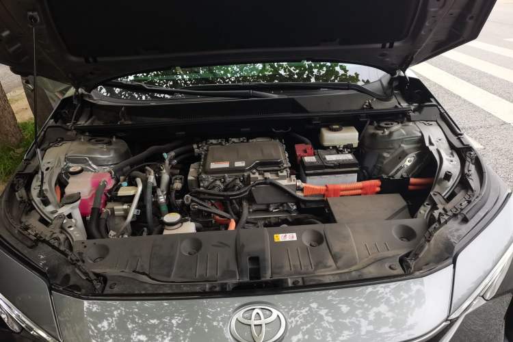 Used Toyota FAW bZ4X 2022 Four-Wheel-Drive High-Performance PRO Edition Engine Bay