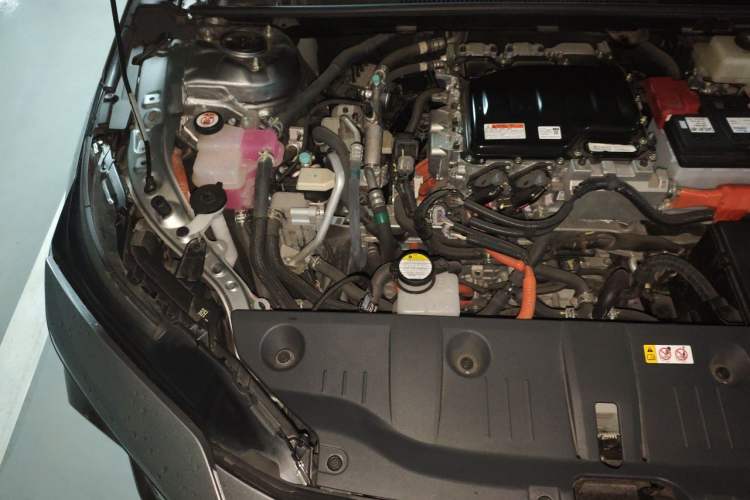 Used Toyota FAW bZ4X 2022 Four-Wheel-Drive High-Performance PRO Edition Engine Bay Right