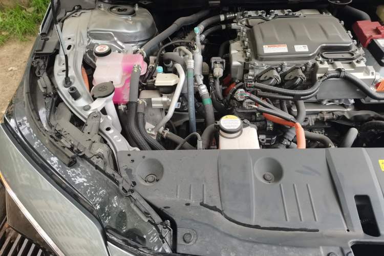 Used Toyota FAW bZ4X 2022 Four-Wheel-Drive High-Performance PRO Edition Engine Bay Right