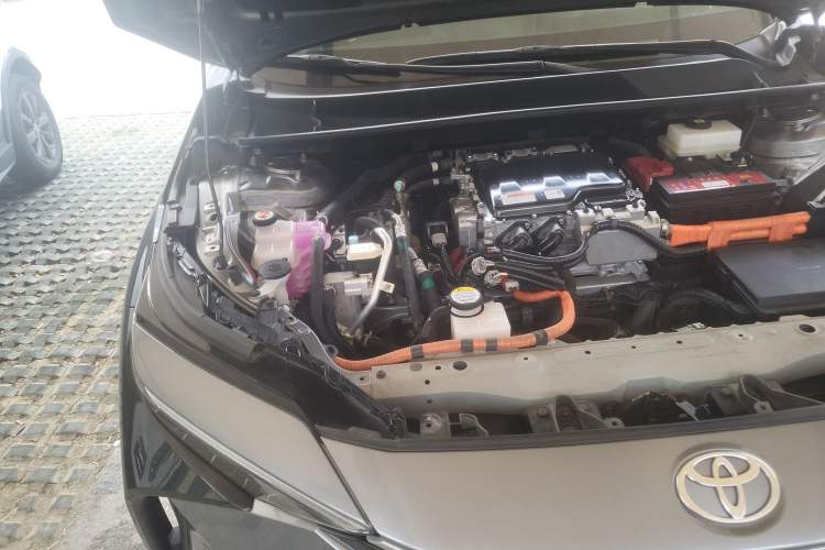 Used Toyota FAW bZ4X 2022 Four-Wheel-Drive High-Performance PRO Edition Engine Bay Right
