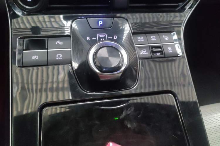 Used Toyota FAW bZ4X 2022 Four-Wheel-Drive High-Performance PRO Edition Gear Lever
