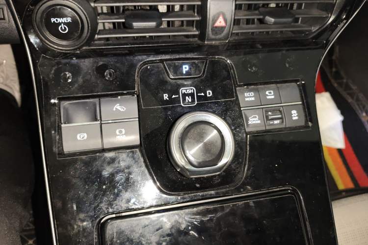 Used Toyota FAW bZ4X 2022 Four-Wheel-Drive High-Performance PRO Edition Gear Lever
