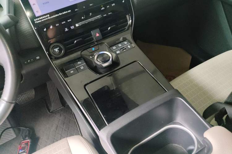 Used Toyota FAW bZ4X 2022 Four-Wheel-Drive High-Performance PRO Edition Gear Lever