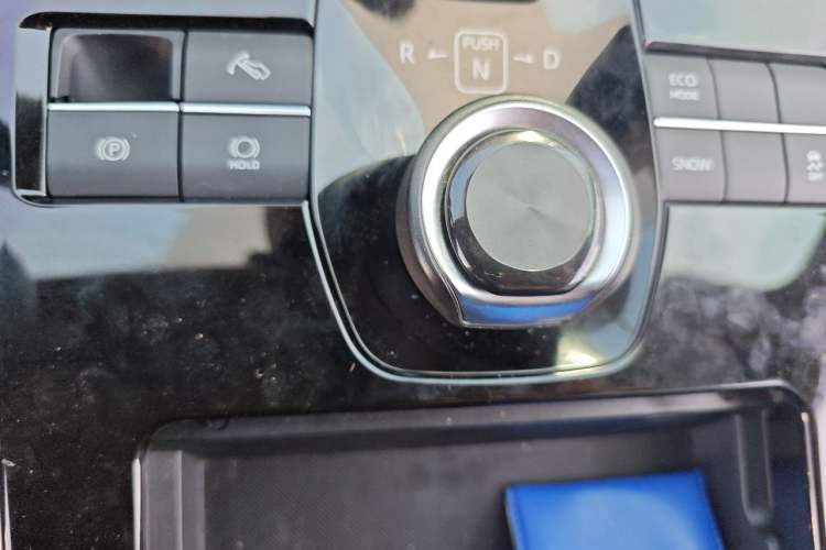Used Toyota FAW bZ4X 2022 Two-Wheel-Drive Long-Range JOY Edition Gear Lever