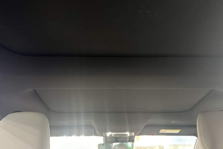 Used Toyota FAW bZ4X 2022 Four-Wheel-Drive High-Performance PRO Edition Headliner