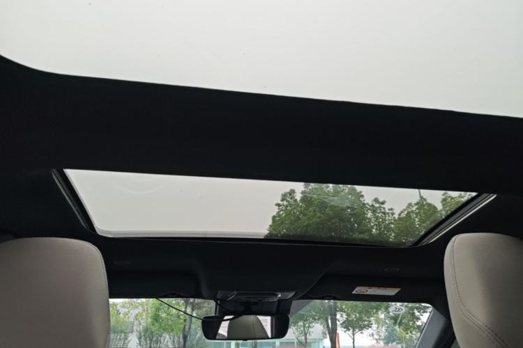 Used Toyota FAW bZ4X 2022 Four-Wheel-Drive High-Performance PRO Edition Headliner