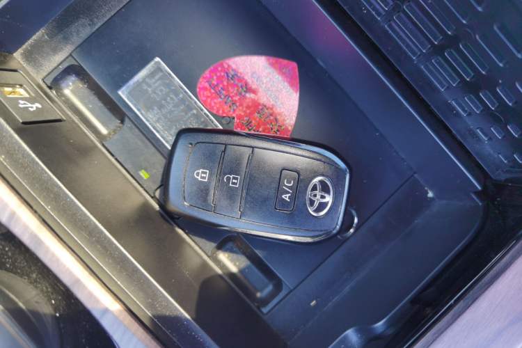 Used Toyota FAW bZ4X 2022 Four-Wheel-Drive High-Performance PRO Edition Interior 1