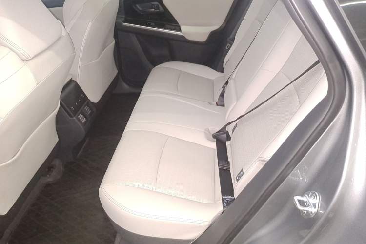 Used Toyota FAW bZ4X 2022 Four-Wheel-Drive High-Performance PRO Edition Interior 1
