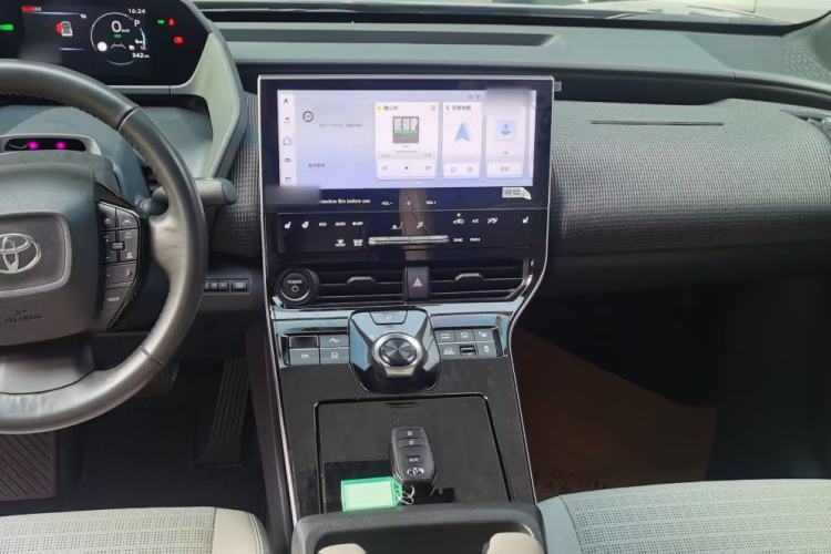 Used Toyota FAW bZ4X 2022 Four-Wheel-Drive High-Performance PRO Edition Interior 1