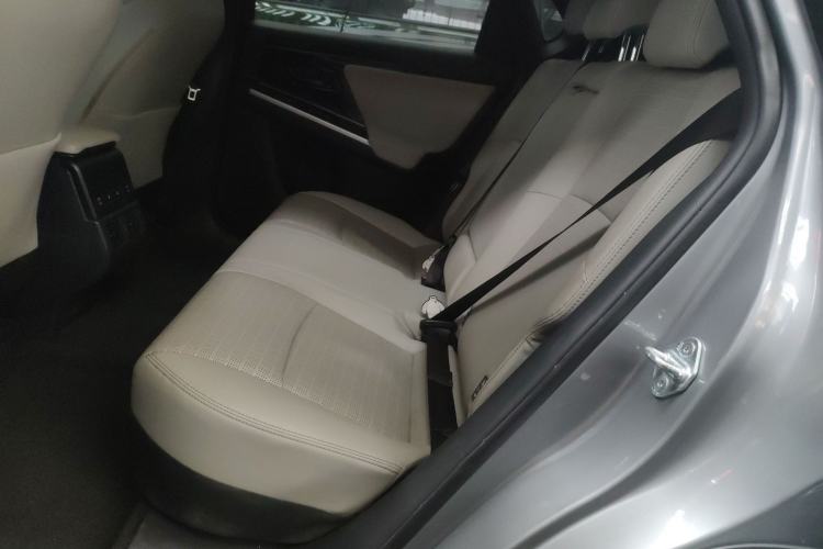 Used Toyota FAW bZ4X 2022 Four-Wheel-Drive High-Performance PRO Edition Interior 4
