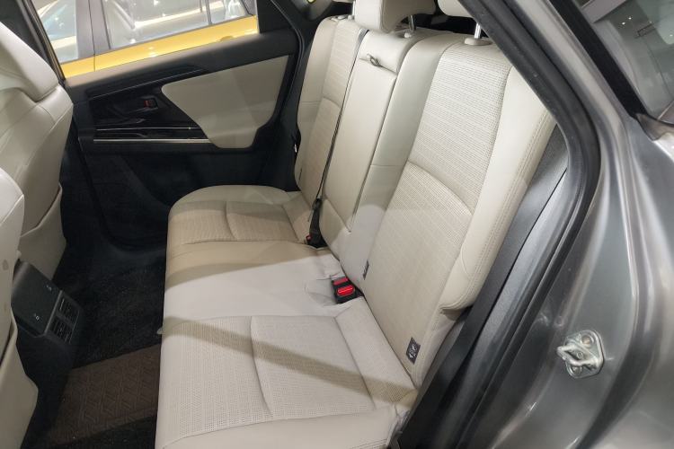 Used Toyota FAW bZ4X 2022 Four-Wheel-Drive High-Performance Premium Edition Interior 4