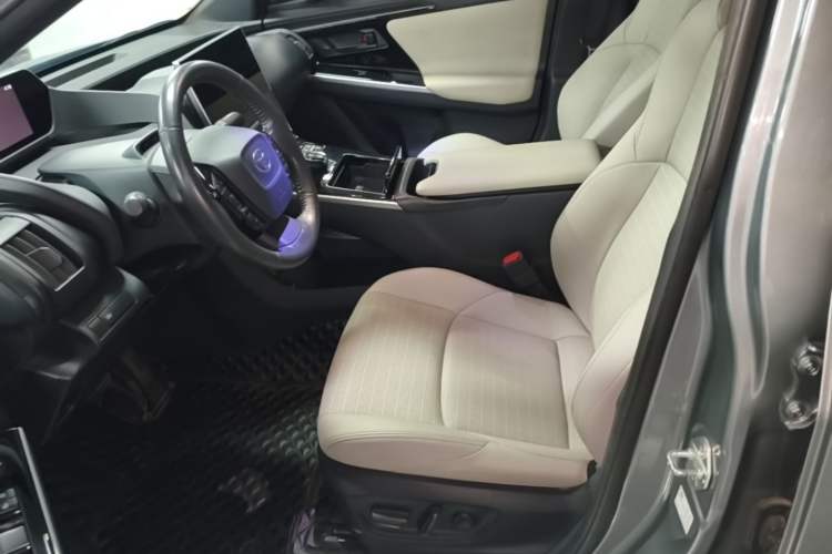 Used Toyota FAW bZ4X 2022 Four-Wheel-Drive High-Performance PRO Edition Left Front Seat